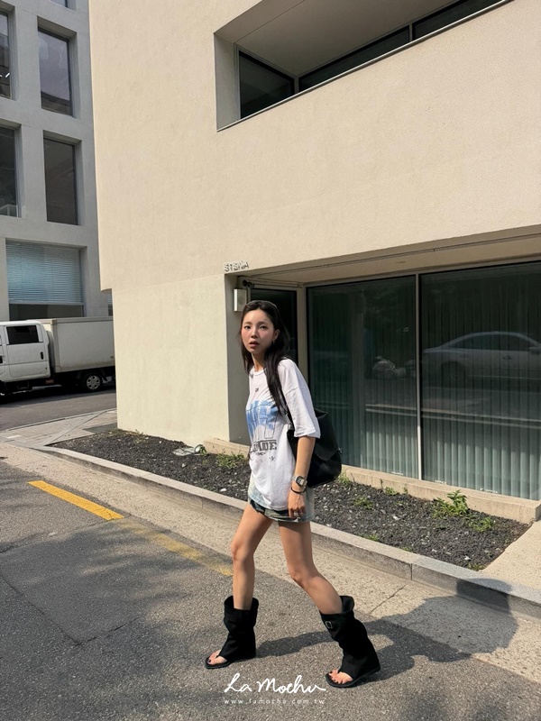 雙層牛仔小短褲(闆娘.花花清單)